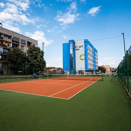 Court Hotel 3*