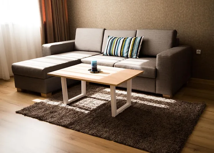 Court Отель Панагюриште